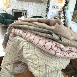 FREE Fabric / Curtains Pink White Blue Print