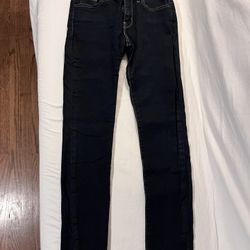 Levi’s 711 Skinny ~ Size 26 