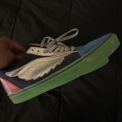 Vans Sz 10.5 Run Small