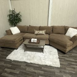 Large Brown Sectional w/ Chaise & Cuddler - Delivery Available 