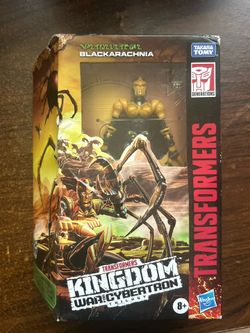 Transformers Kingdom Blackarachnia Figure
