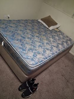 Arthopedic mattress and box spring set