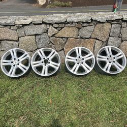 Mercedes OEM RIMS 17x8