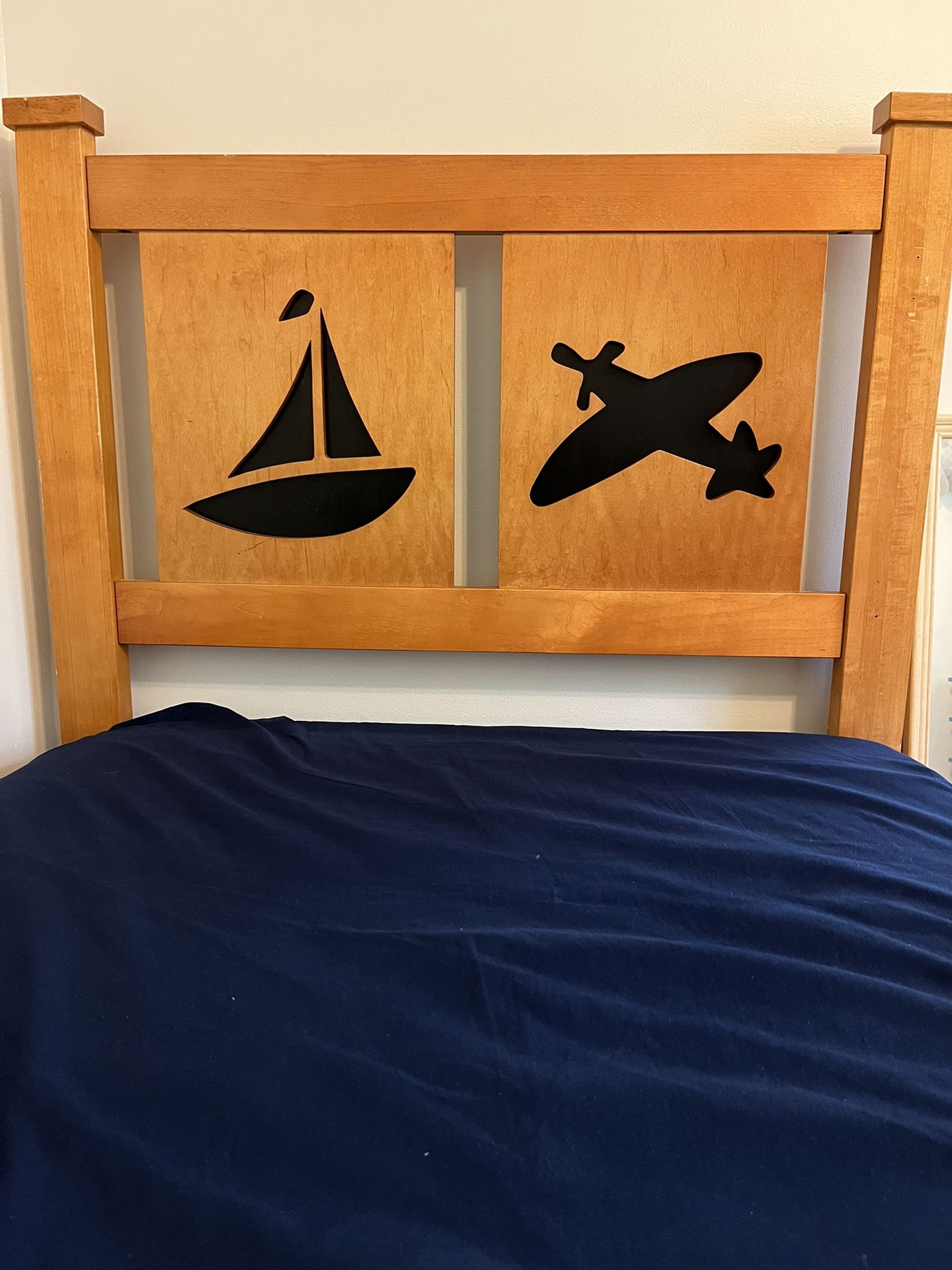 Twin headboard 