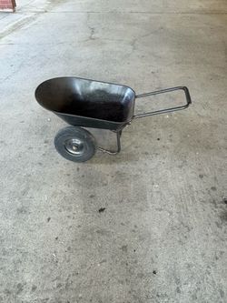 Wheel barrel