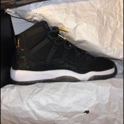 Jordan 11 Retro Heiress Black Stingray 4.5y (GS)