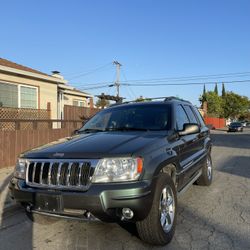 2004 Jeep Grand Cherokee 4X4 V8 Overland
