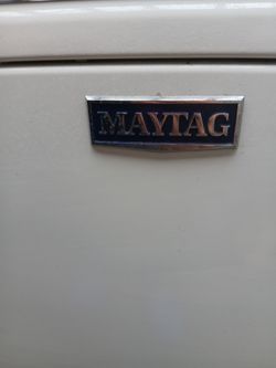 WASHER & DRYER SET WASHER ISA MAYTAG  THERE IN GREAT CONDITION $375 FOR THE PAIR
