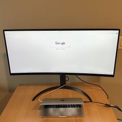 LG UltraWide QHD 34-Inch monitor
