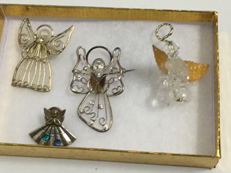 Angel brooch lot 😍😍😍😍 ALL FOR $7