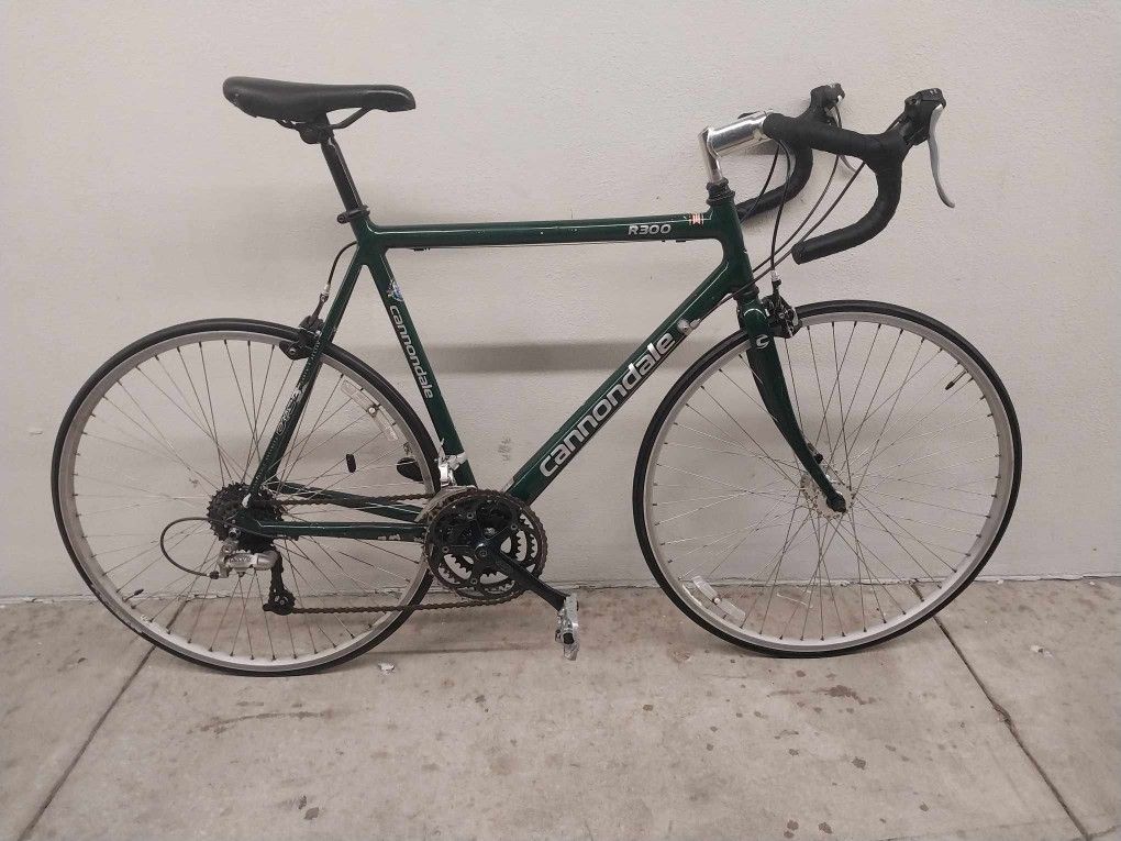 CANNONDALE R300 Handmade in the USA 24 Speed RIGID Road Bike Racing Bicycle
