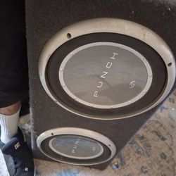 Rockford falsgate punch p2 12inch speakers
