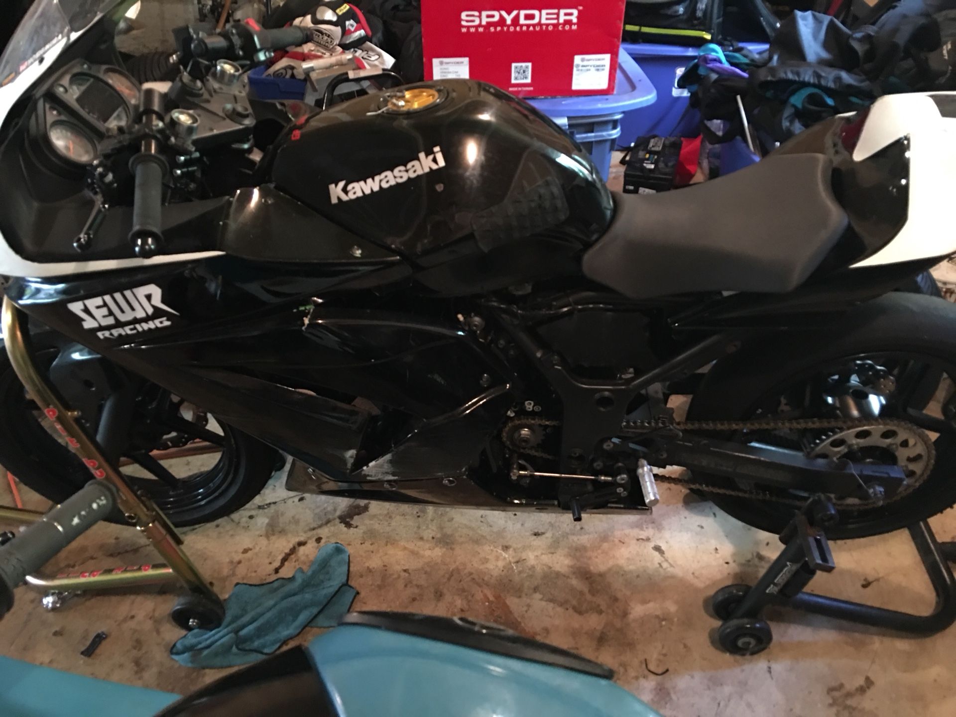 2009 ninja 250 race bike