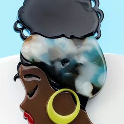 Acrylic Art Pin  - African Woman