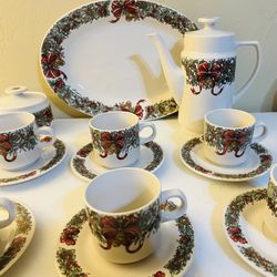 Discover The Exclusive 1995 Macys Soup Salad Christmas Red Ribbon Set The Cellar