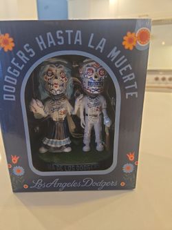 Dodgers dia de los muertos bobblehead