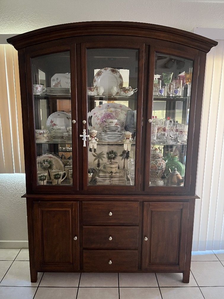 China cabinet