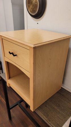 Light Wood Nightstand with Drawer and Shelf