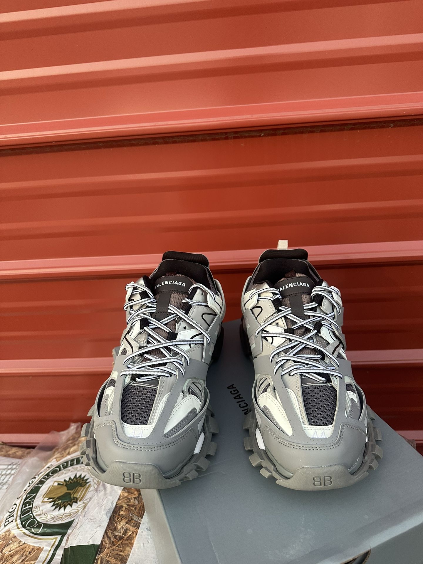 Balenciaga Tracks Led Grey