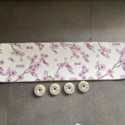 DGK 8.25 Board W/ Spitfire Wheels