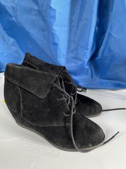 BLACK SUEDE BOOTS