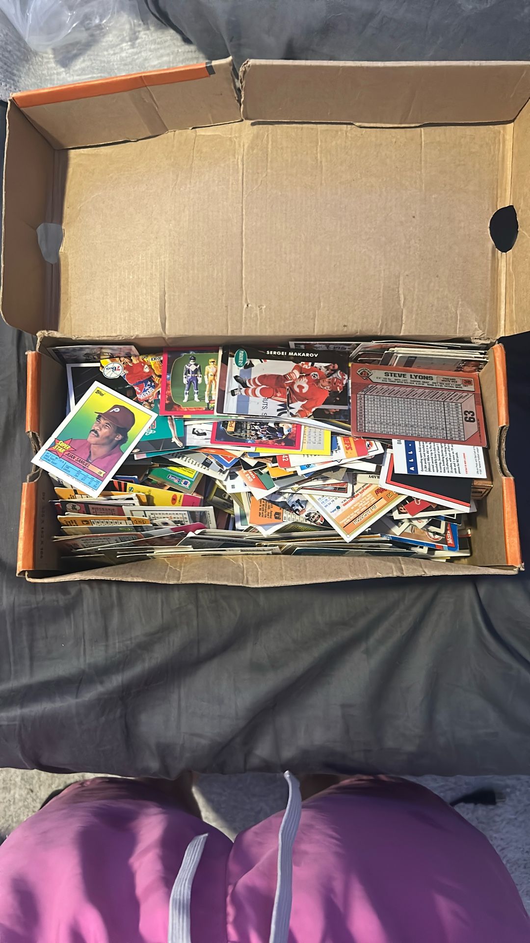1(contact info removed) card bulk (basketball,football,baseball,hockey etc.)