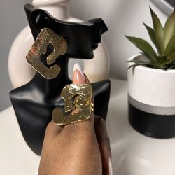 Set Of Earrings And Rings