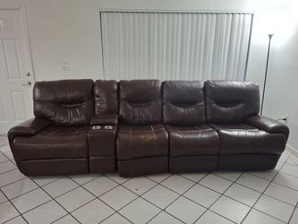 Reclining sofa / Sofa reclinable