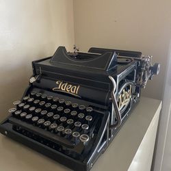 Antique Ideal Typewriter 