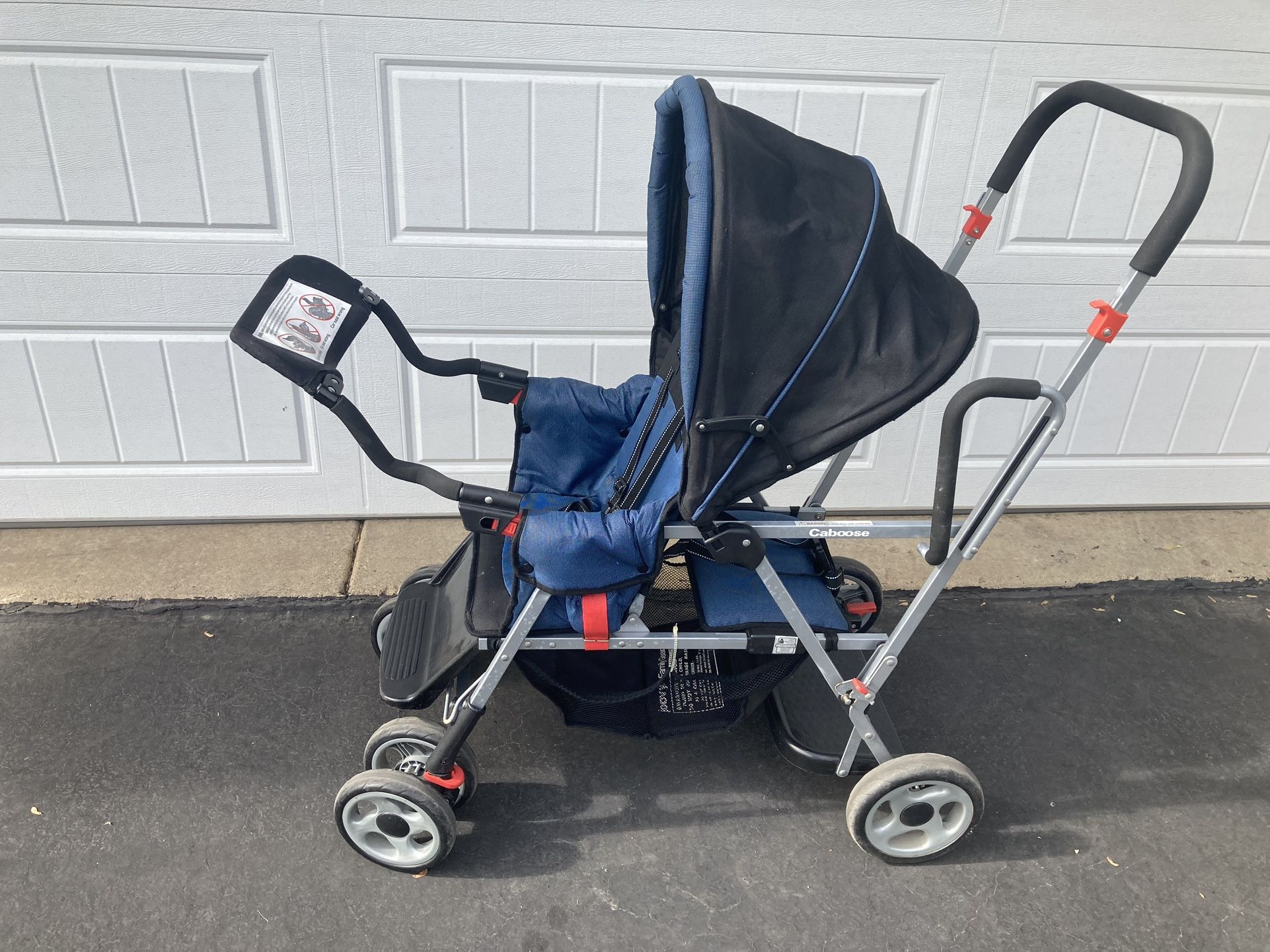 STROLLER 