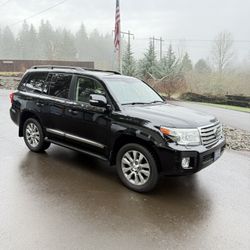2014 Toyota Land Cruiser