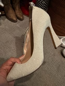 Beautiful evening heels! Size 7