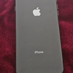 IPHONE 8 PLUS UNLOCKED 125GB WITH CHARGER