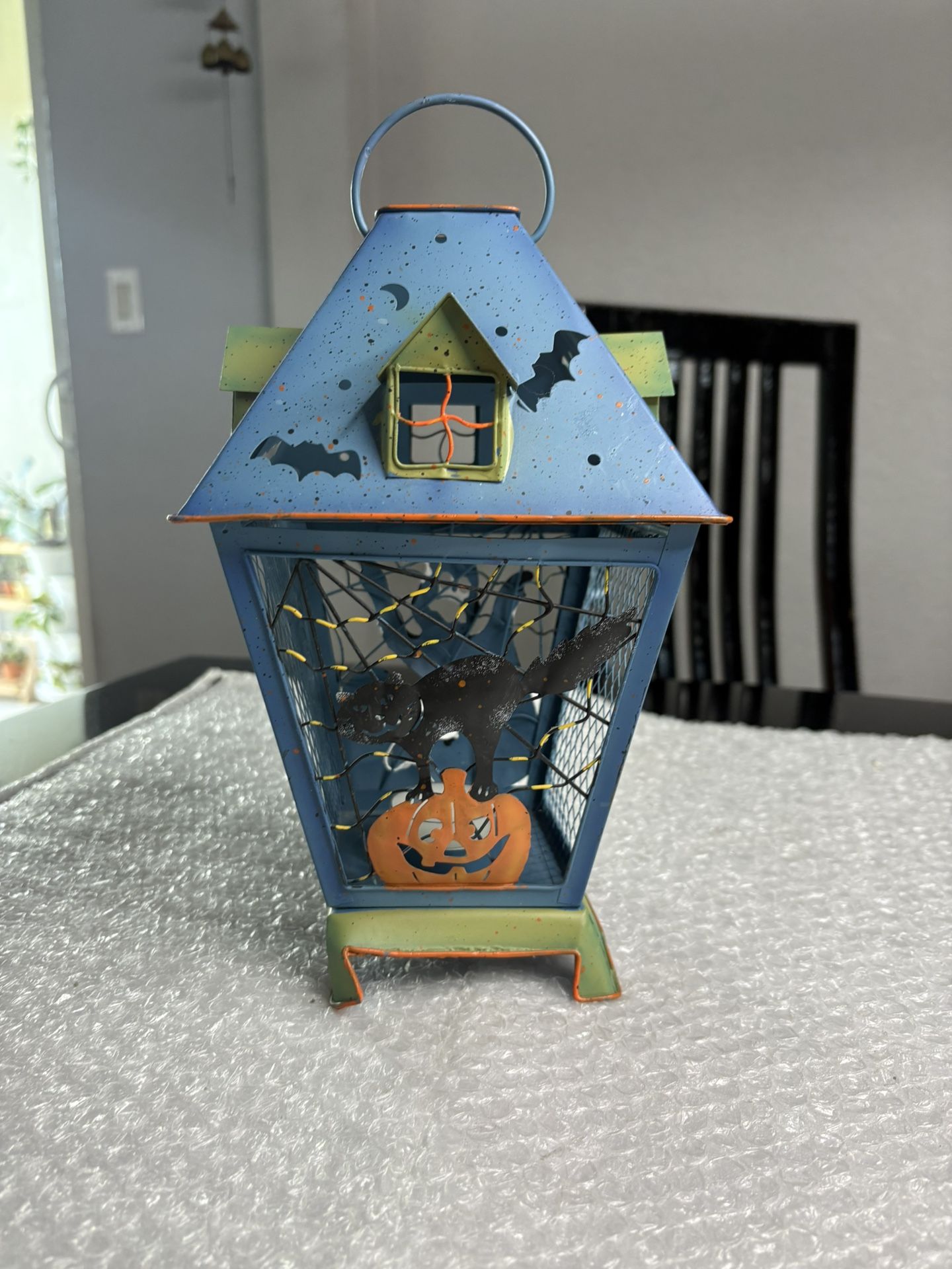 Halloween Metal Haunted House Lantern