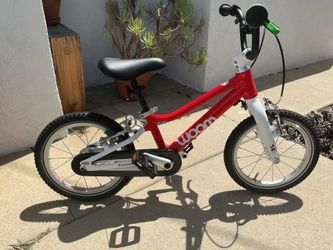Woom 2 - 14” Kids Bike -Super Lightweight **New **