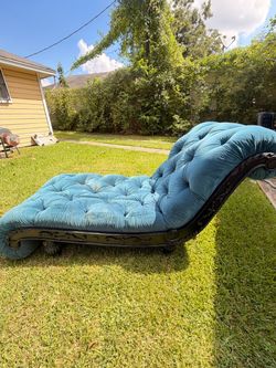 Vintage Victorian Chaise Longue / Tufted Daybed - Turquoise Blue