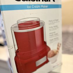 Ice Cream Maker 