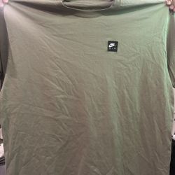Nike Tee 2xl 