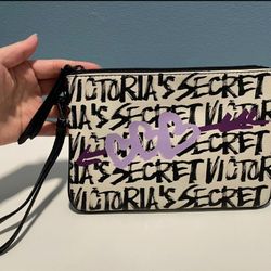 Victoria's Secret Black and White Wristlet 