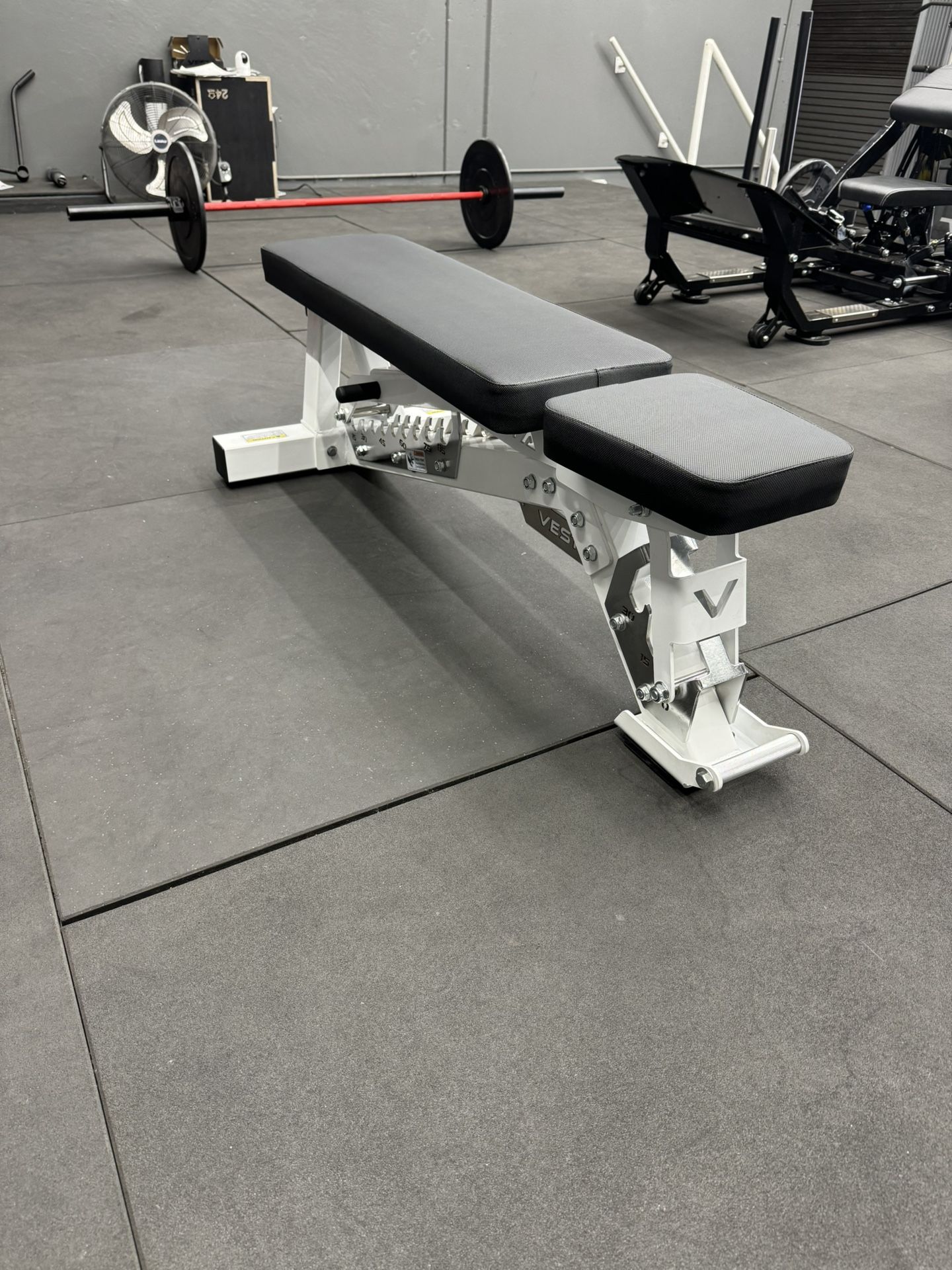 Vesta AB-3000 Heavy Duty Adjustable Bench/ Gym Equipment/Fitness/Commercial grade