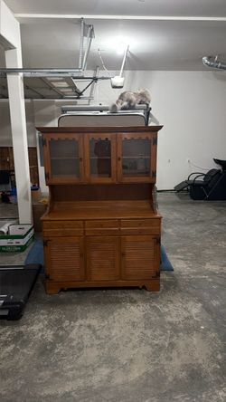 Hutch - hard rock maple