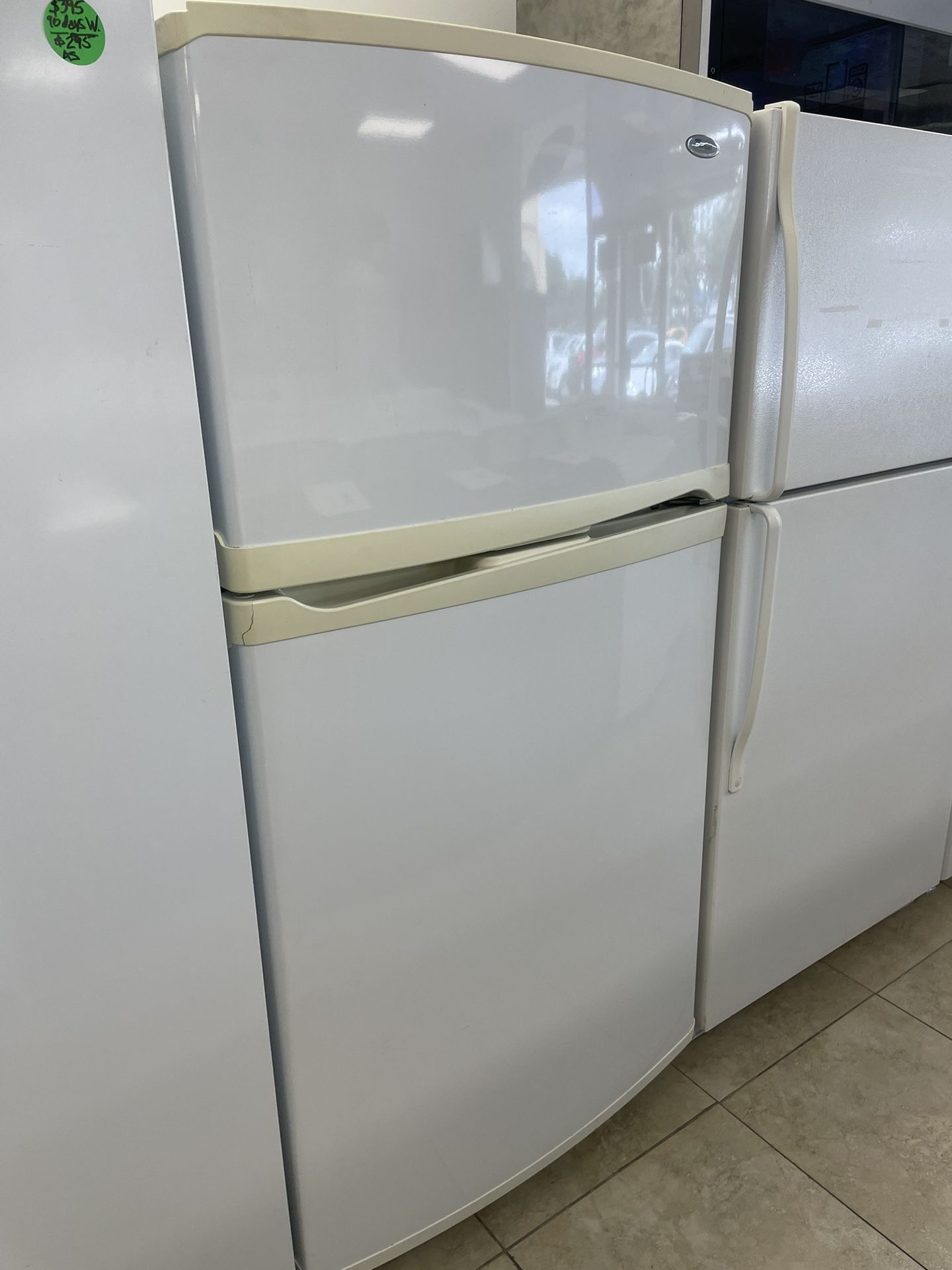 Whirlpool Refrigerator Top And Bottom 