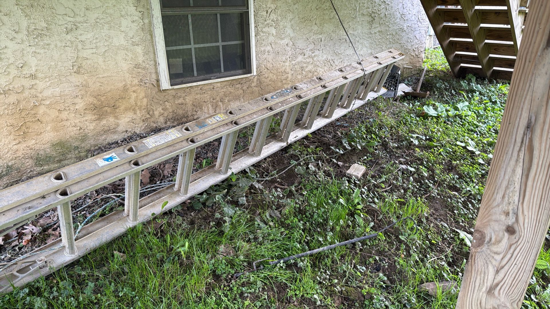 28 Ft Extension Ladder 