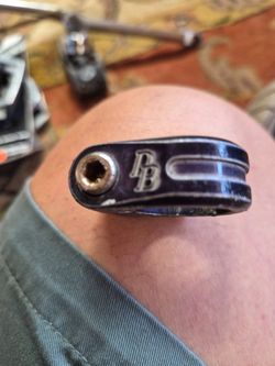 Old-school seatpost clamp