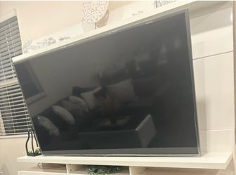 75" Samsung Smart TV - Excellent Condition