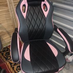 LIKE NEW CHAIR COMPUTER 