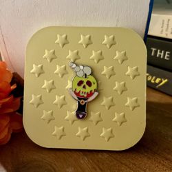 WDW 2025 Hidden Disney Wave B Chaser Pin