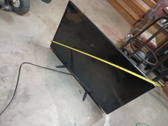 Element 32in Moneter Tv