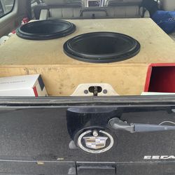 2 Sundown Audio 18 inch w/box