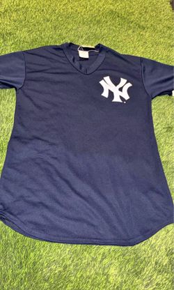 New York Yankees shirt